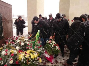 Аппарат Уполномоченного по правам человека в КЧР принял участие в траурном митинге, прошедшем в городе Карачаевске
