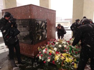 Аппарат Уполномоченного по правам человека в КЧР принял участие в траурном митинге, прошедшем в городе Карачаевске